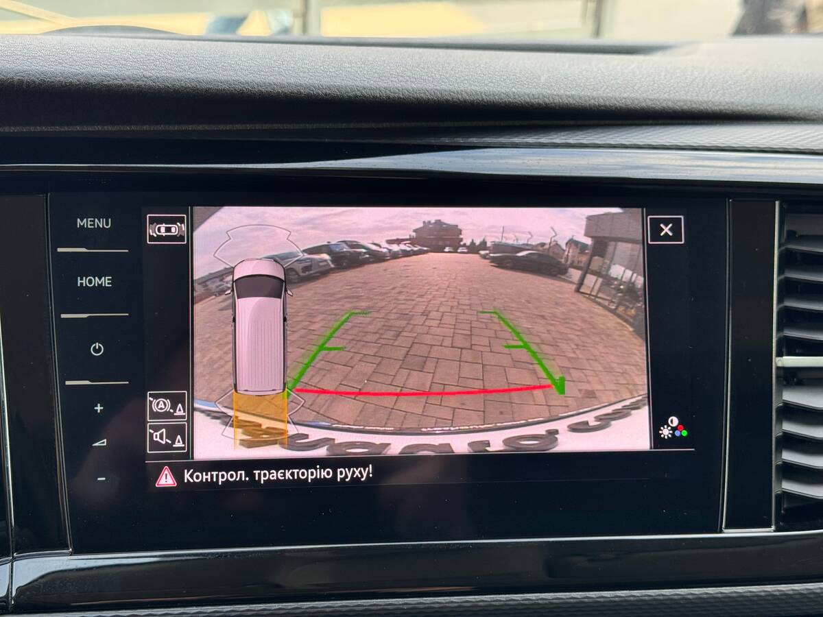 Volkswagen Multivan 2020 - Number Of Seats: 7 