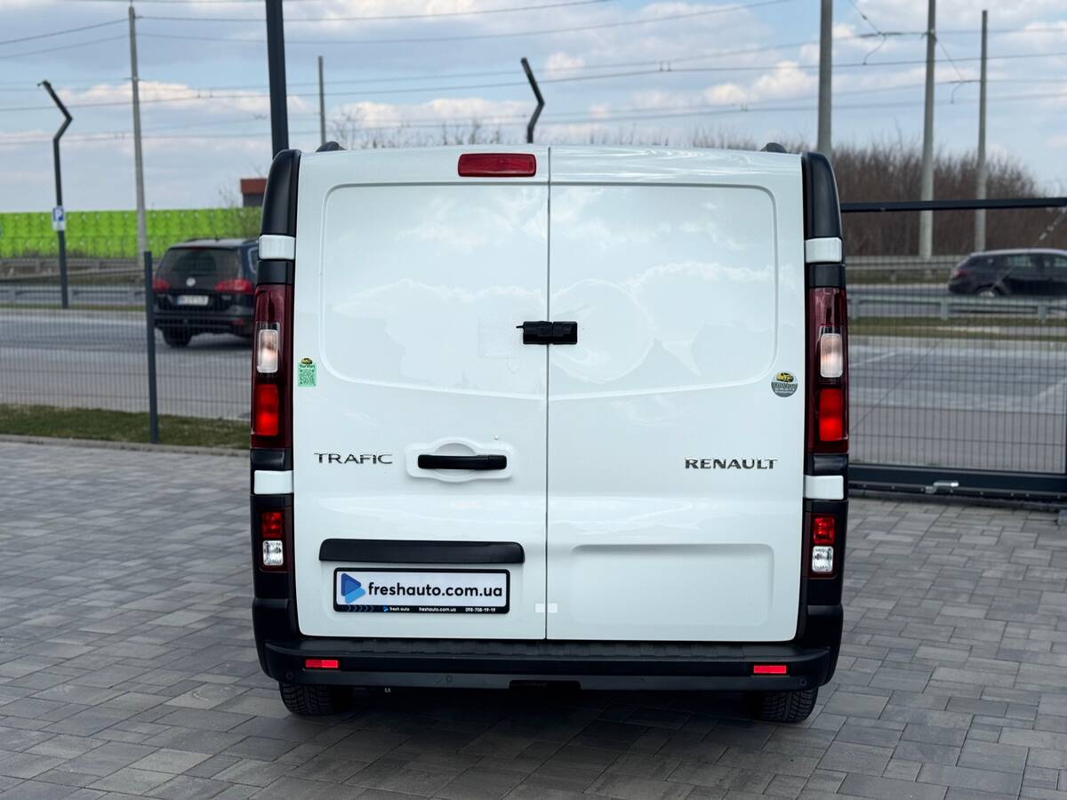 Renault Trafic 2021 - fresh auto