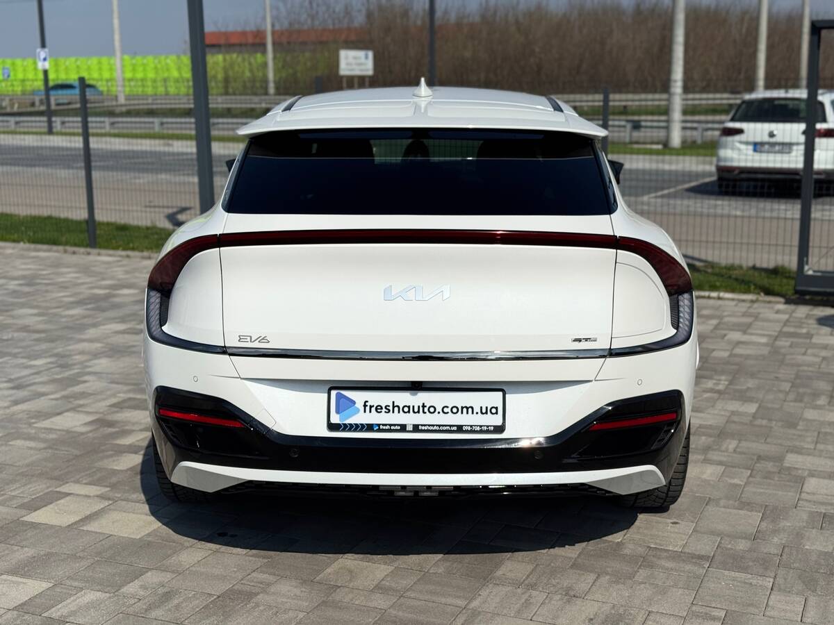 Kia EV6 2021 - фреш авто