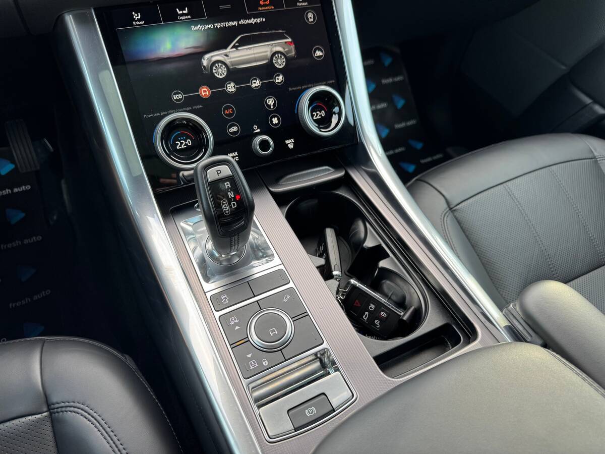 Land Rover Range Rover Sport 2019 - Тип палива: Бензин 
