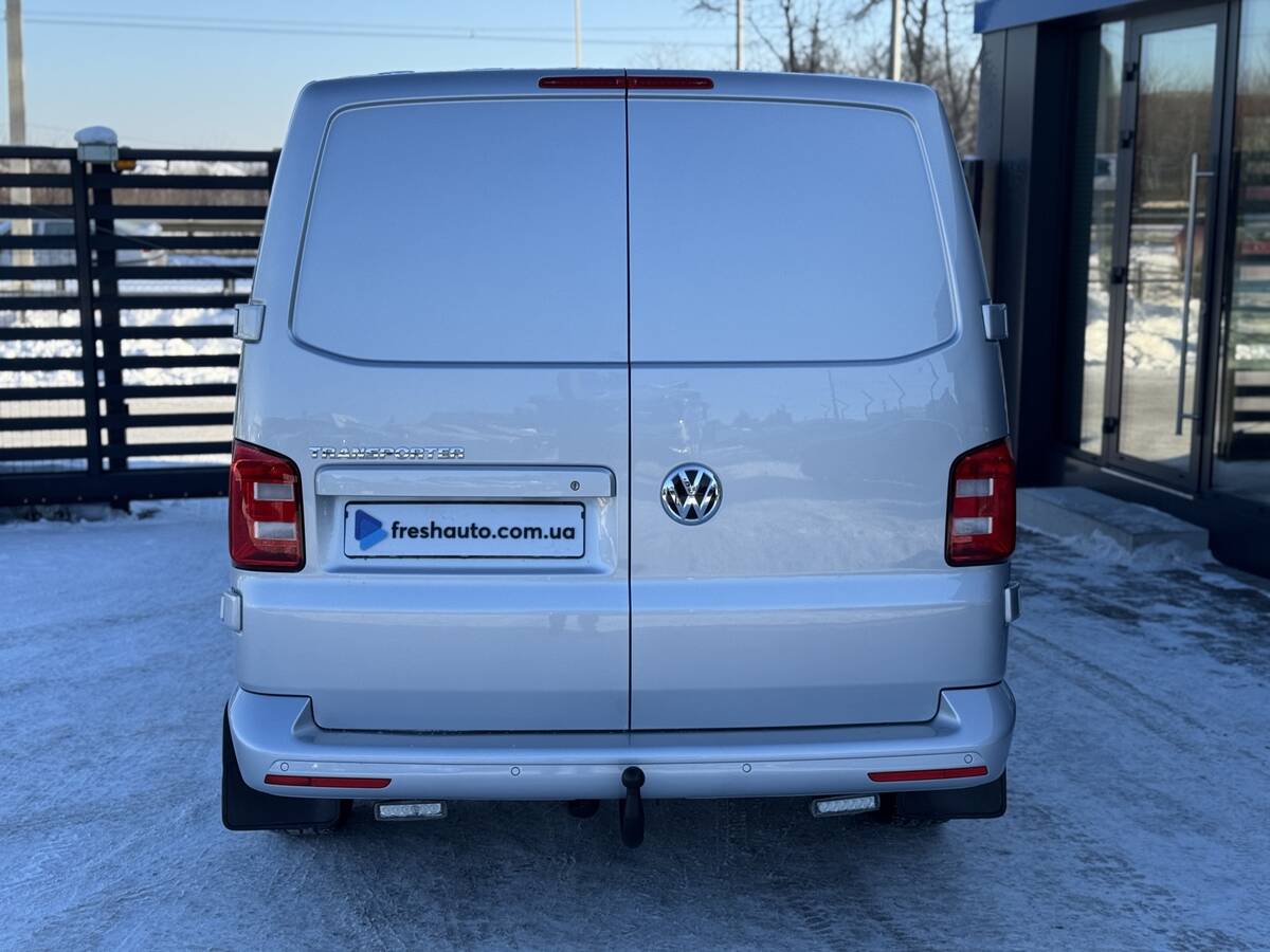 Volkswagen Transporter 2019 - фреш авто