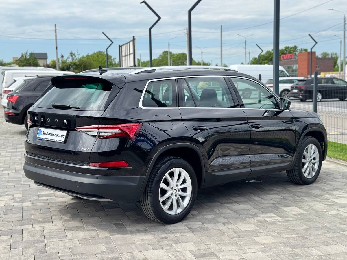 Skoda Kodiaq 2021 - Об'єм двигуна: 2.0 л.