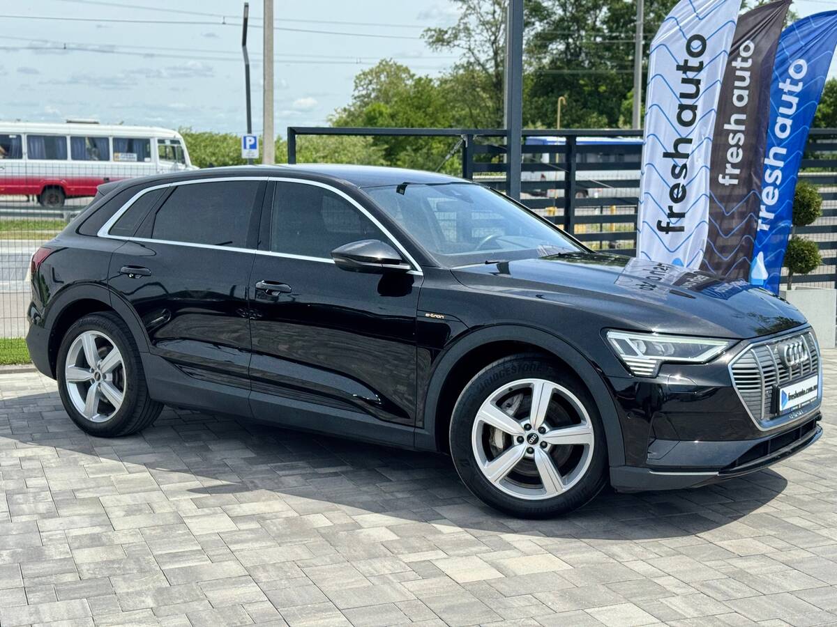 Audi e-tron 2021 - Пробіг: 40 тис. км