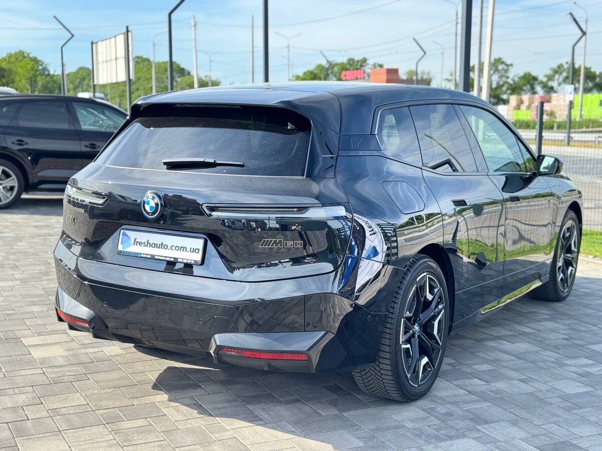 BMW IX M60 2023 - фреш авто