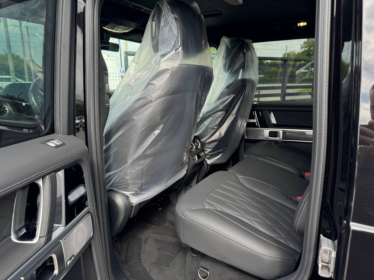 Mercedes-Benz G 63 2025 - Кількість місць: 5 