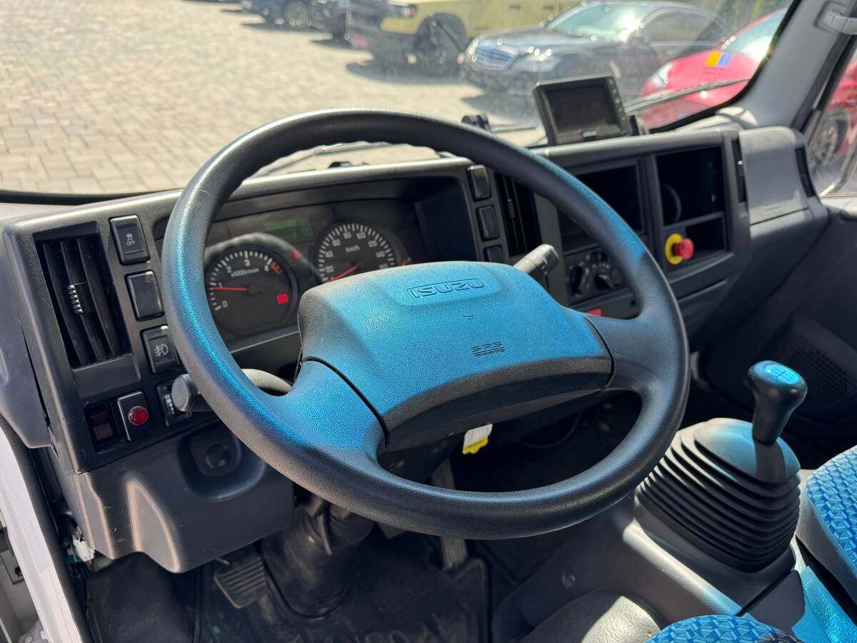 Isuzu NLR 2023 - фрешавто