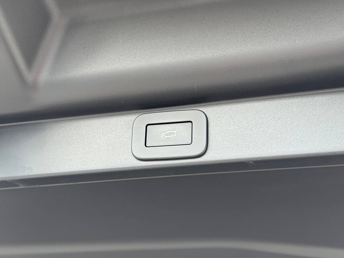Land Rover Range Rover 2023 - freshauto