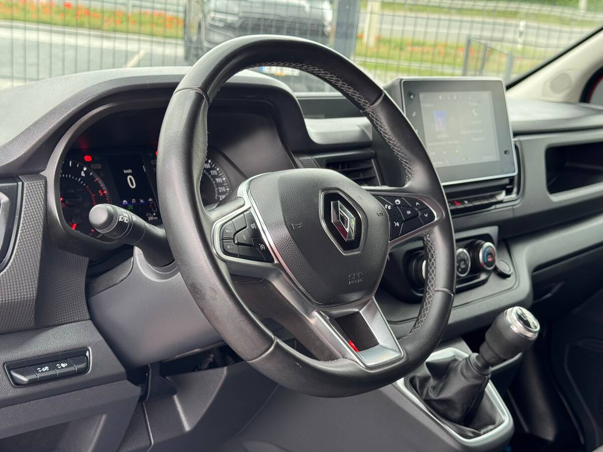 Renault Trafic 2023 - фреш авто рівне