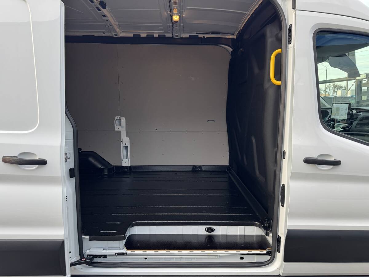 Ford E – Transit 2023 - fresh auto