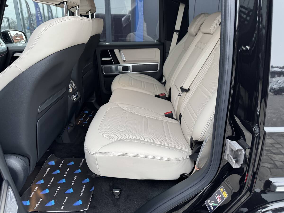 Mercedes-Benz G 580 2025 - Кількість місць: 5 