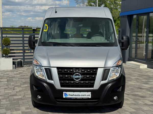 Nissan NV400 2015