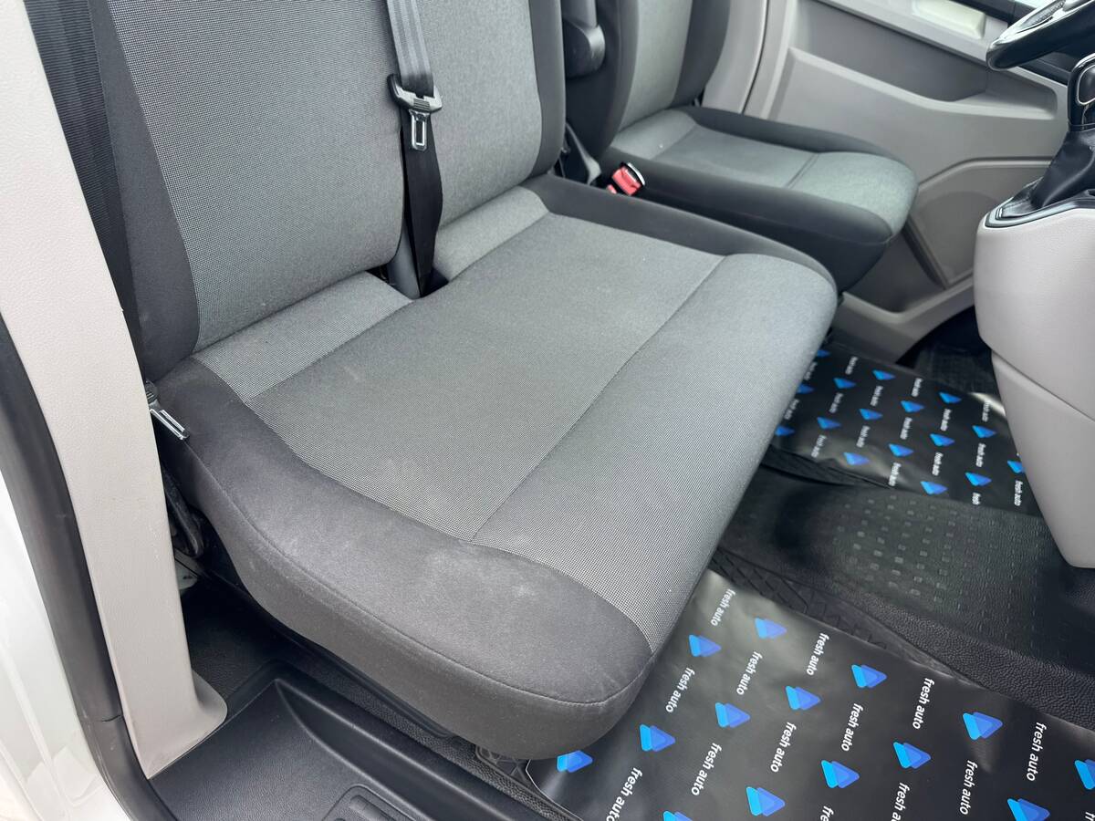 Volkswagen Transporter 2016 - Об'єм двигуна: 2.0 л.