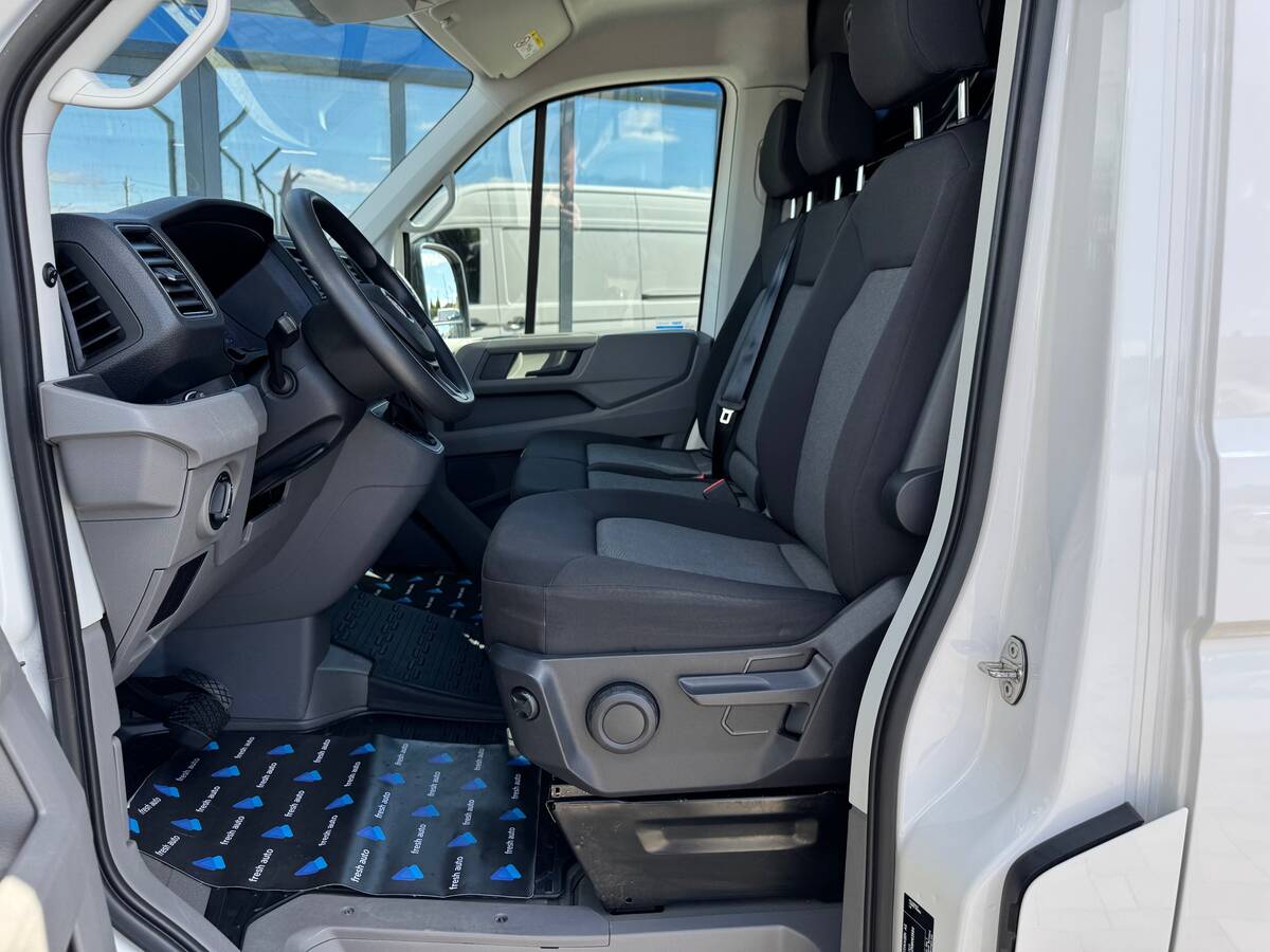 Volkswagen e-Crafter 2021 - fresh avto