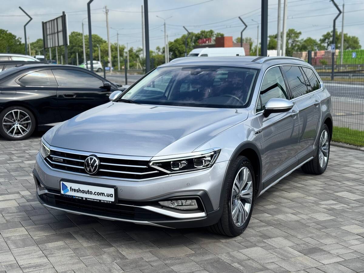 Volkswagen Passat Alltrack 2022 - Odometr: 105 thnd km