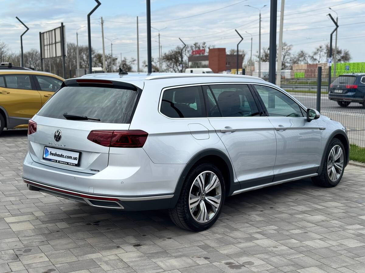 Volkswagen Passat Alltrack 2022 - Volume: 2.0 l.
