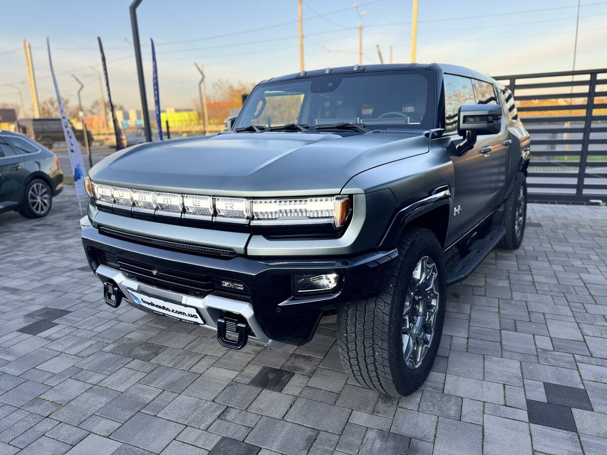Hummer EV SUV 3X 2023 - Кількість місць: 5 
