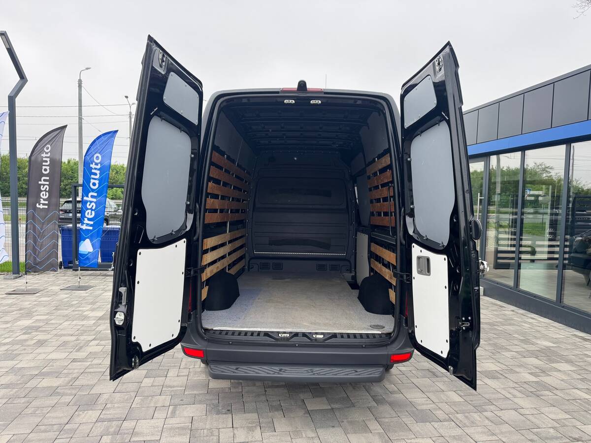 Mercedes-Benz Sprinter 2013 - Transmission: Manual 