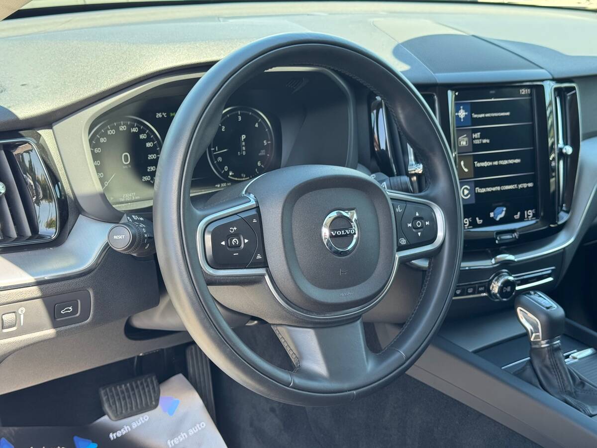 Volvo XC60 2018 - фреш авто рівне