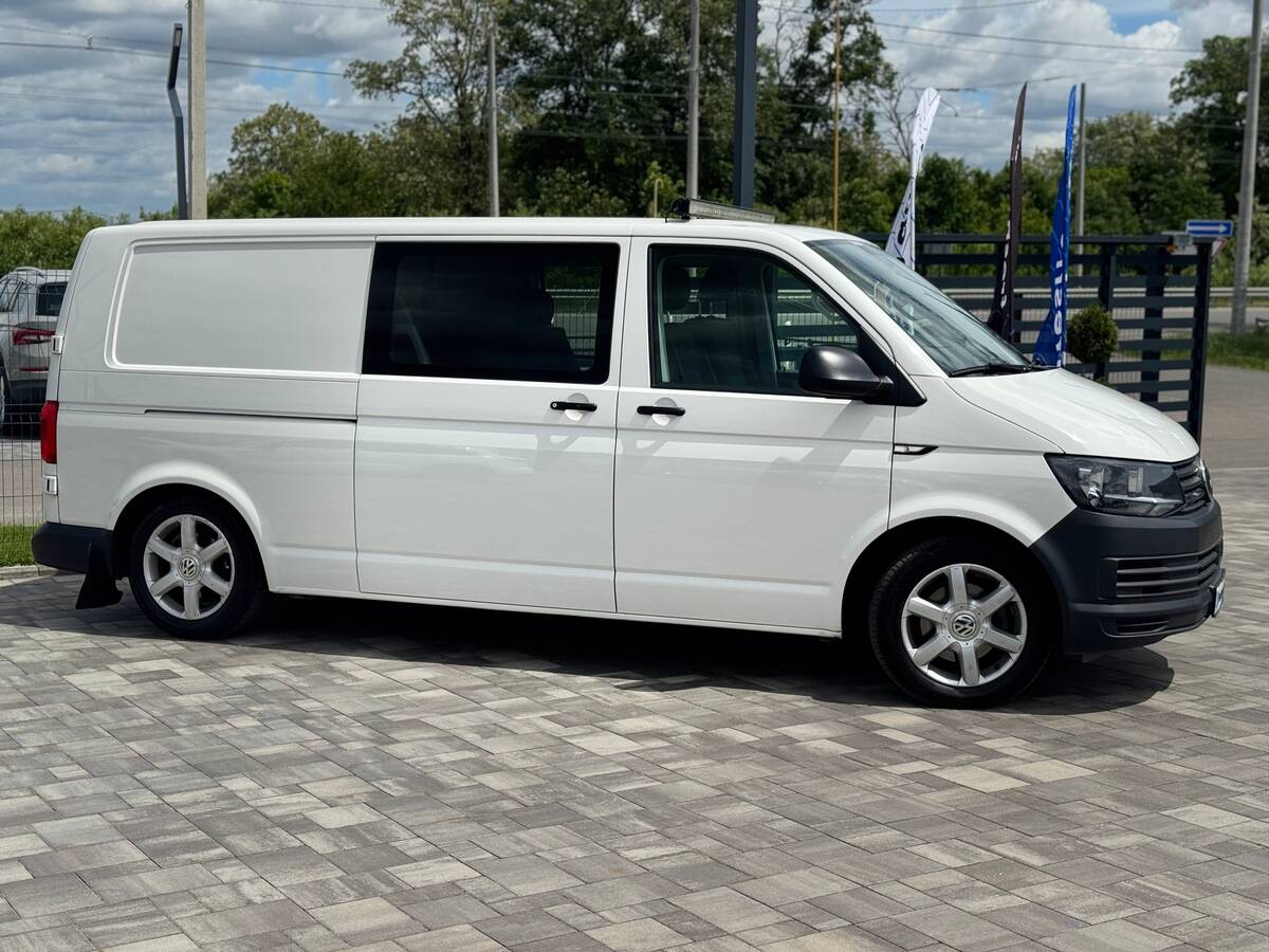 Volkswagen Transporter 2016 - Пробіг: 280 тис. км