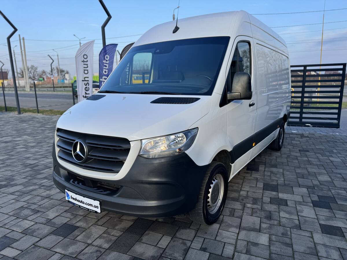 Mercedes-Benz sprinter 2020 - Кількість місць: 3 