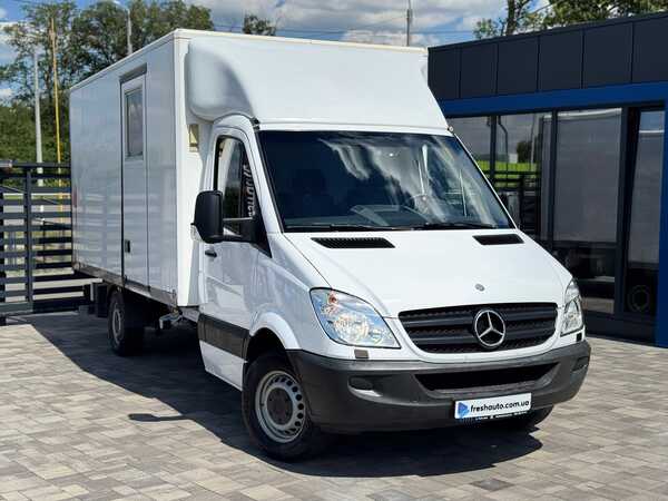 Mercedes-Benz Sprinter 2013