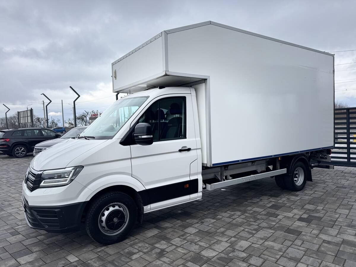 Volkswagen crafter 2021 - Об'єм двигуна: 2.0 л.