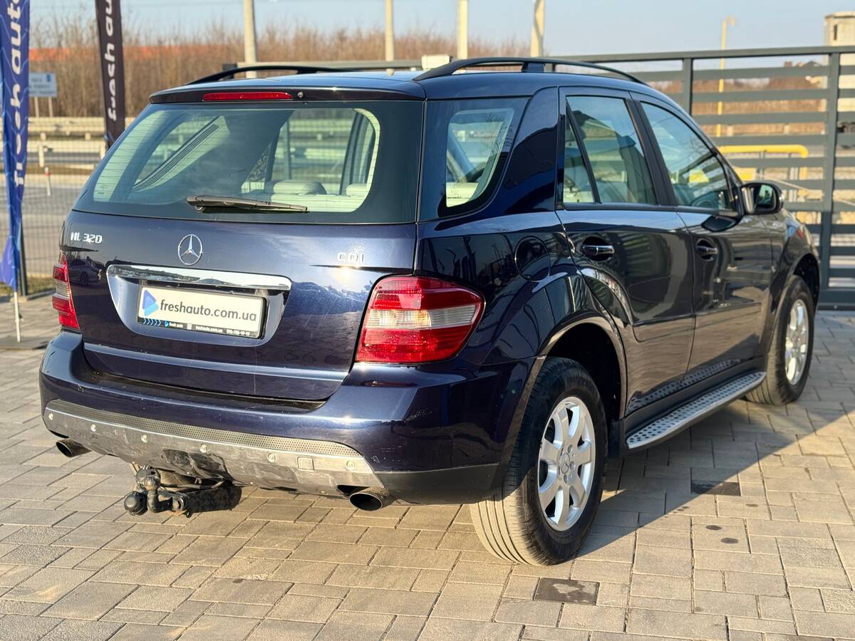 Mercedes-Benz ML 2005 - fresh auto