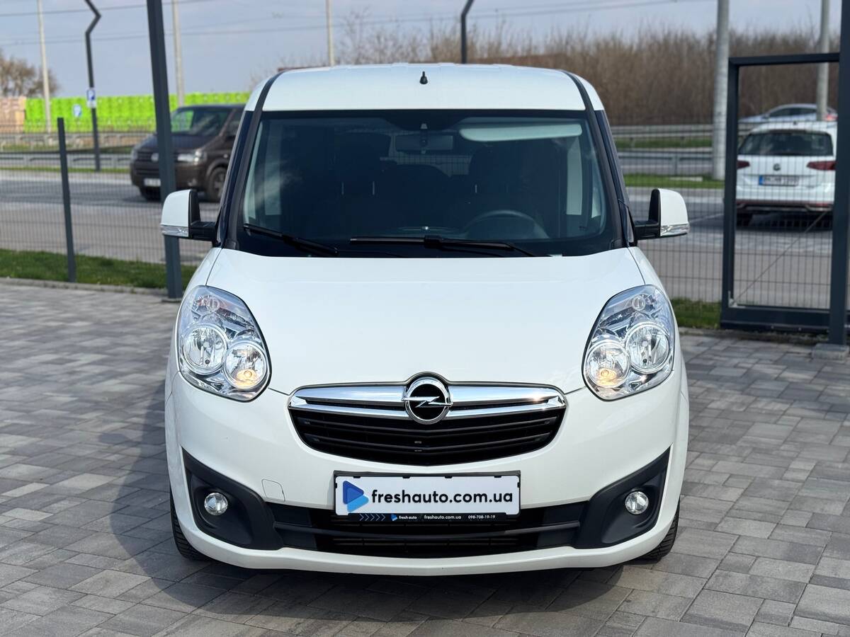 Opel Combo 2018 - Country: Germany 
