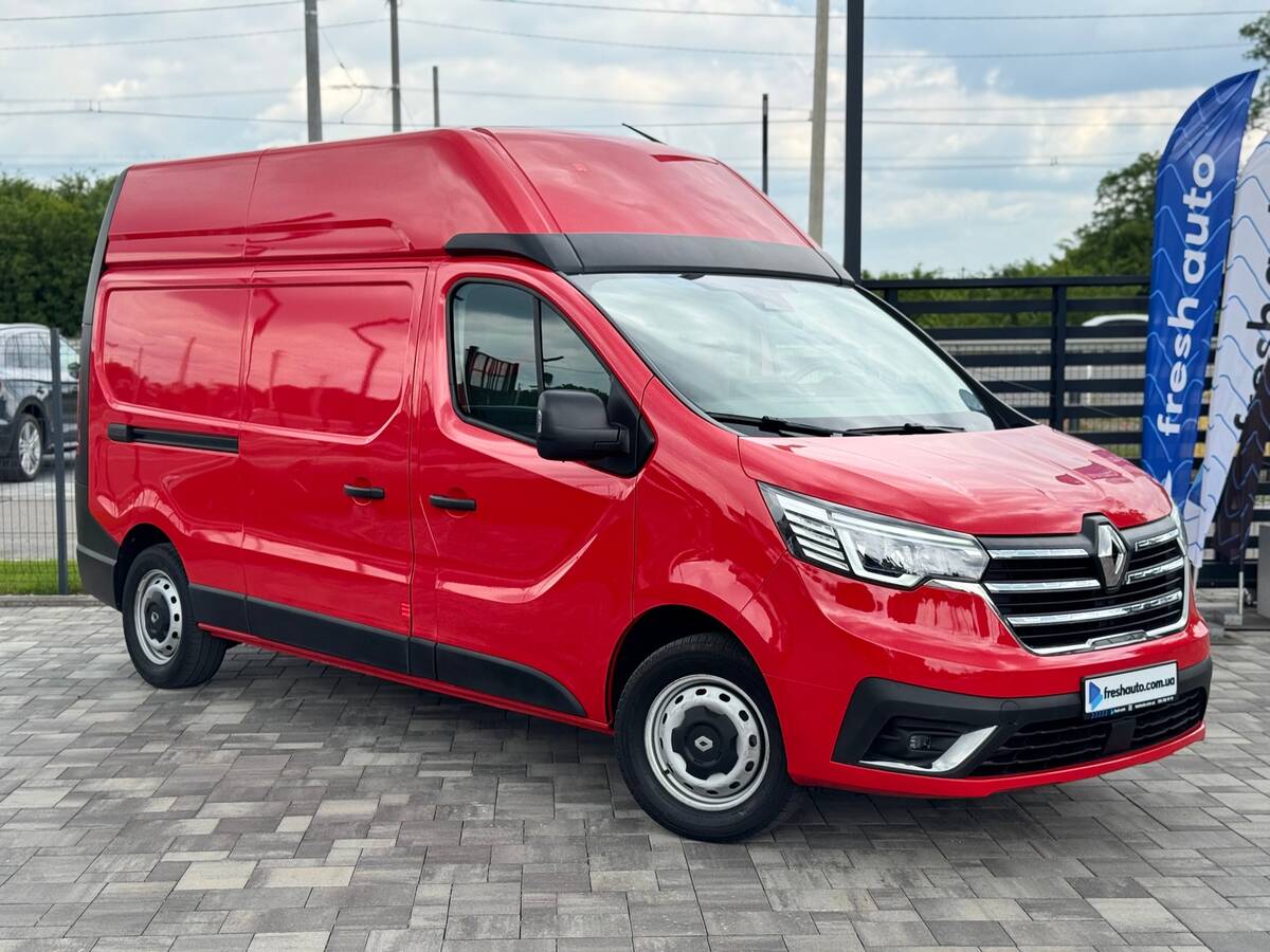 Renault Trafic 2023 - DriveType: Front 