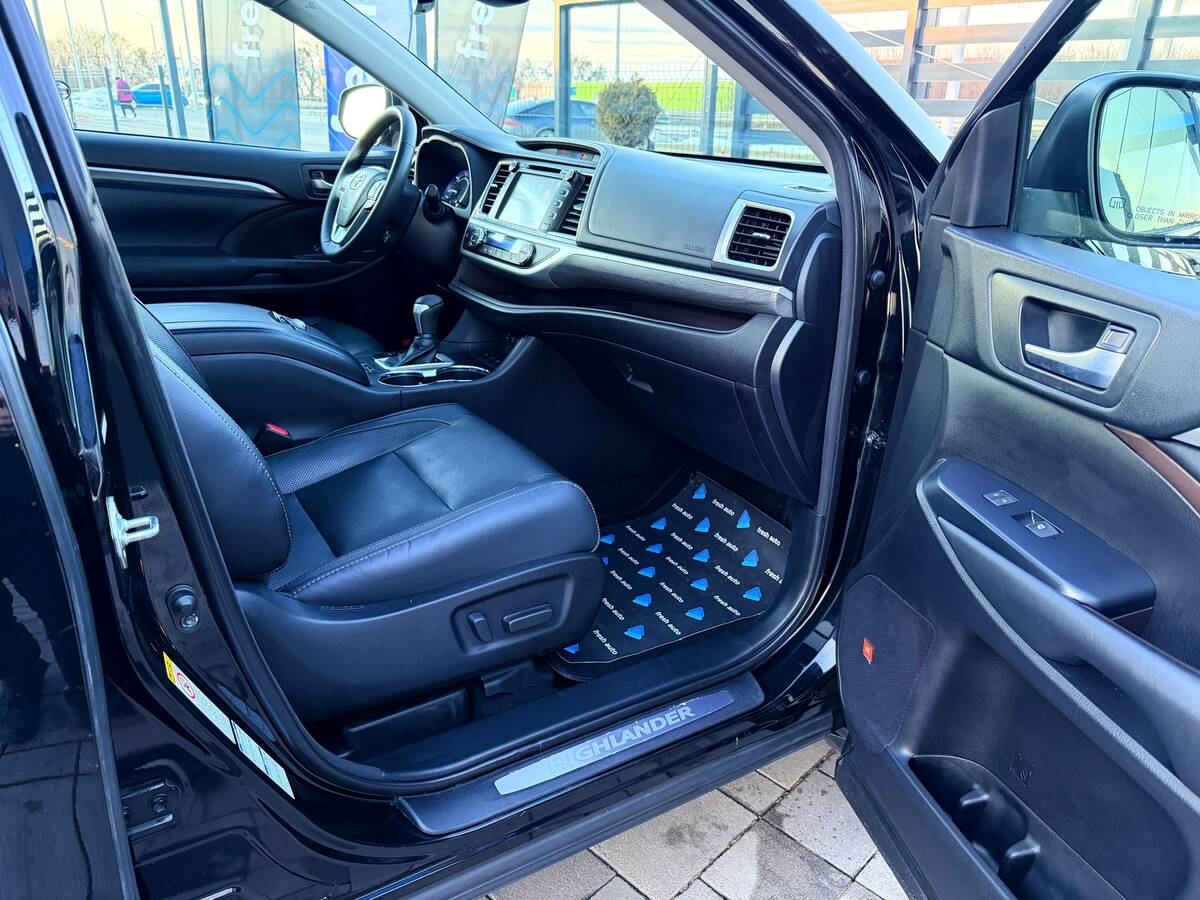 Toyota Highlander 2018 - Місцезнаходження: В Україні 