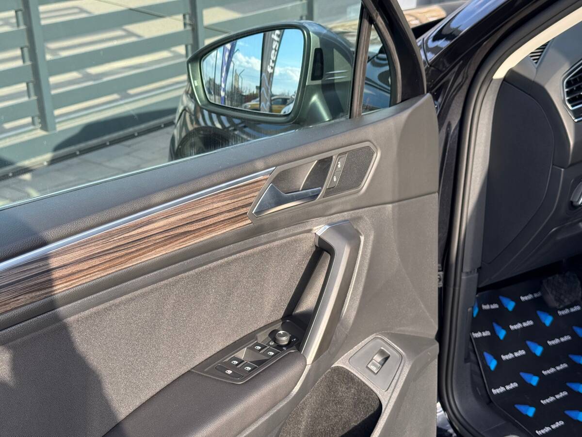 Volkswagen Tiguan Allspace 2022 - fresh auto
