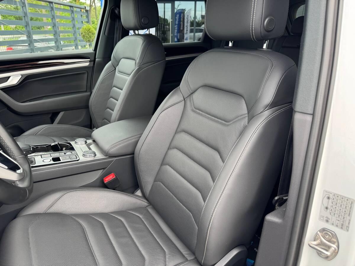 Volkswagen Touareg R 2022 - fresh auto рівне