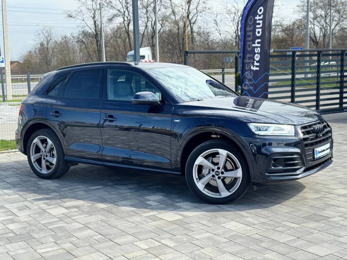 Audi Q5 2020 - Тип палива: Бензин 