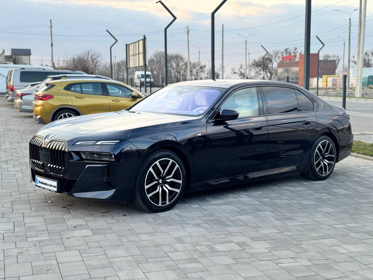 BMW i7 2023 - Пробіг: 22 тис. км