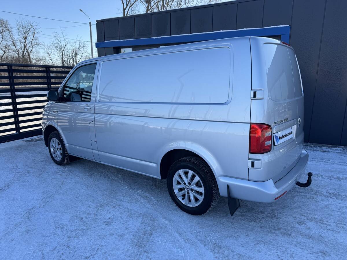 Volkswagen Transporter 2019 - Об'єм двигуна: 2.0 