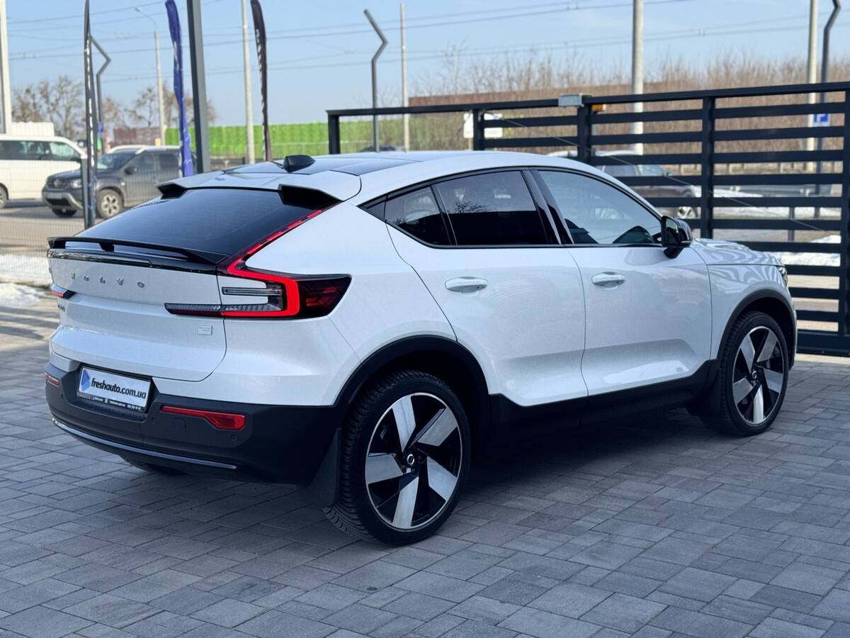 Volvo C40 Recharge 2023 - Батарея: 82 кВт