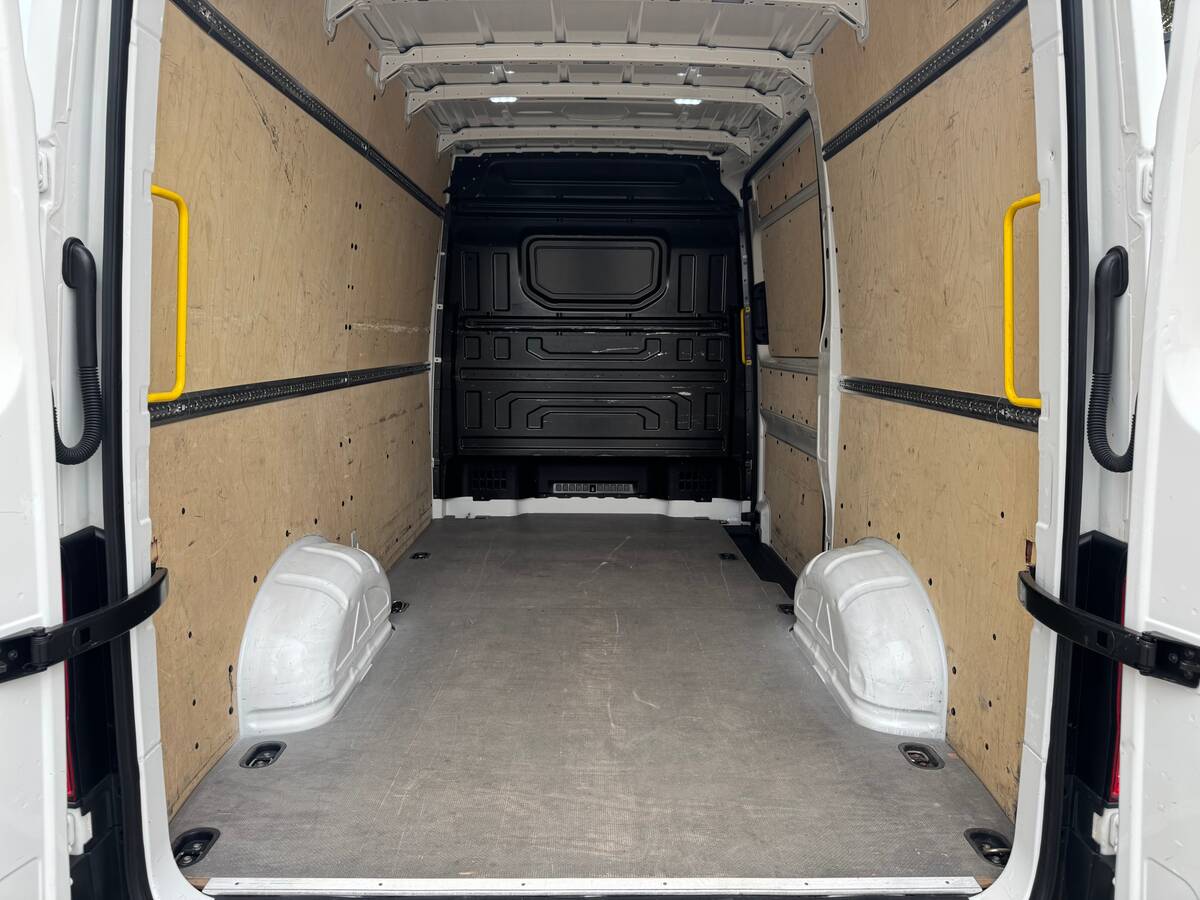 Volkswagen Crafter 2022 - Odometr: 191 thnd km