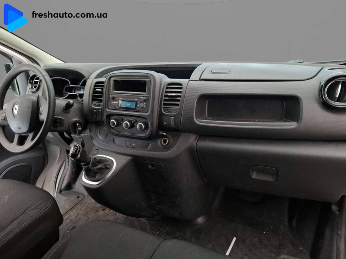 Renault Trafic 2020 - Transmission: Manual 