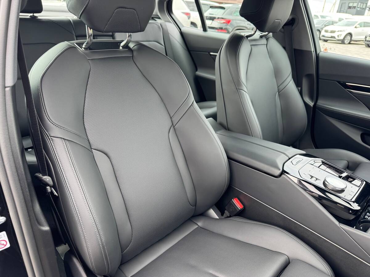 BMW 5 Series 2024 - фреш авто рівне