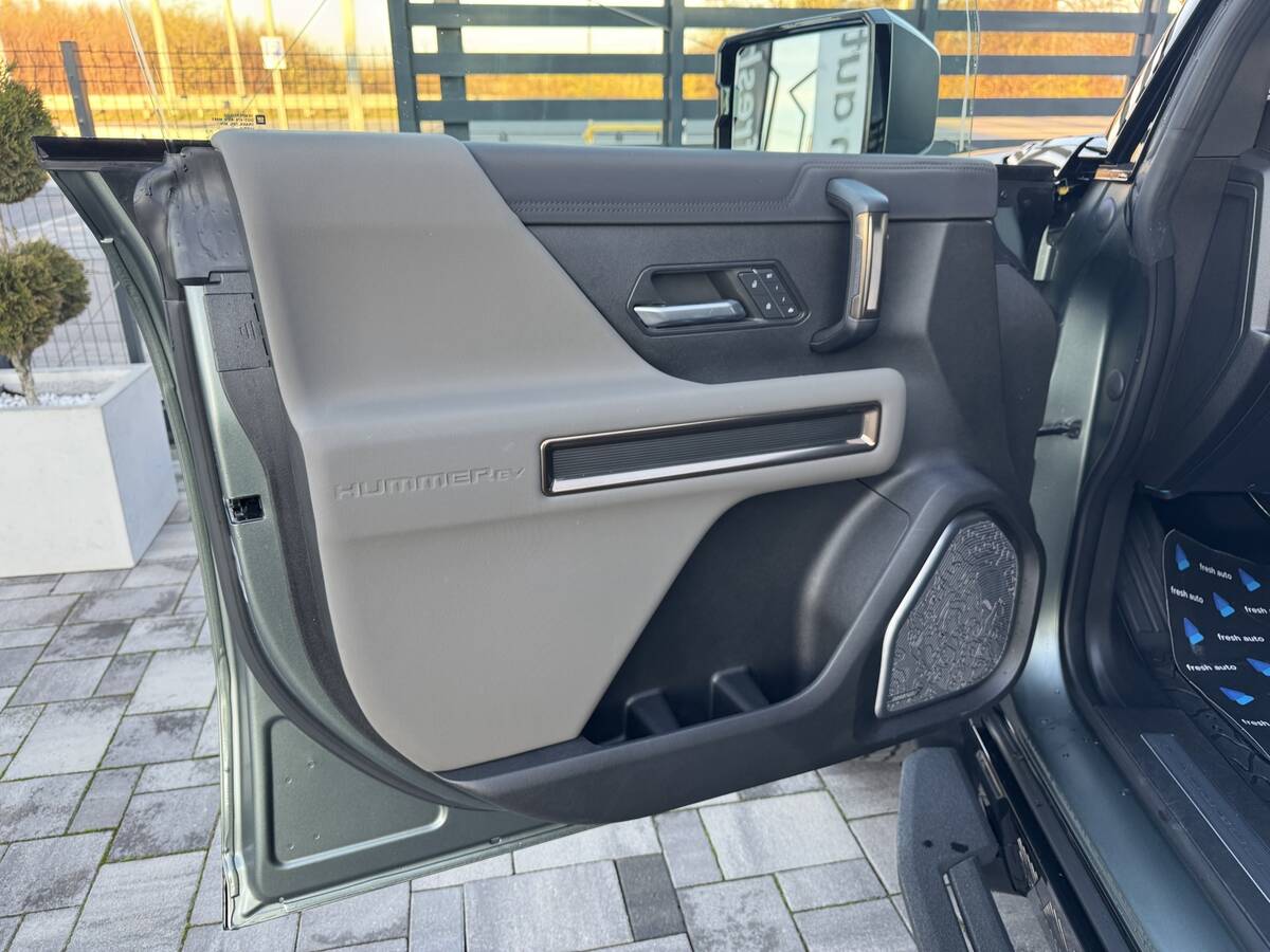 Hummer EV SUV 3X 2023 - фреш авто