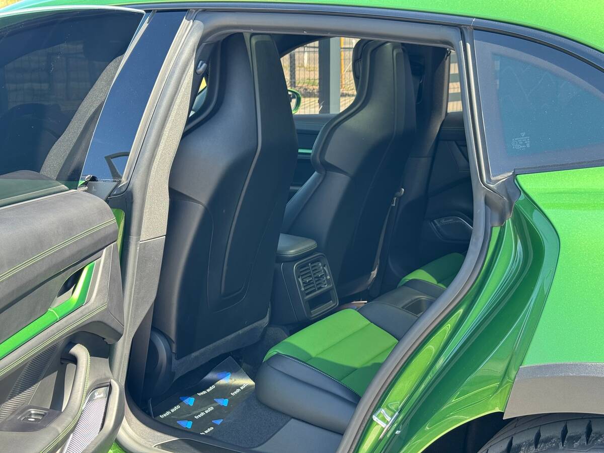 Porsche Taycan 2021 - Тип палива: Електро 