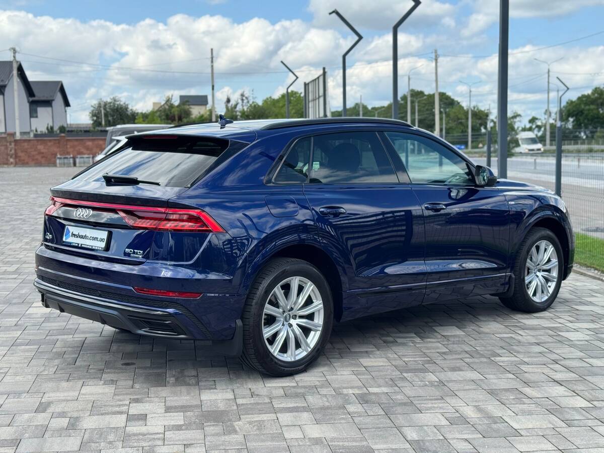 Audi Q8 2020