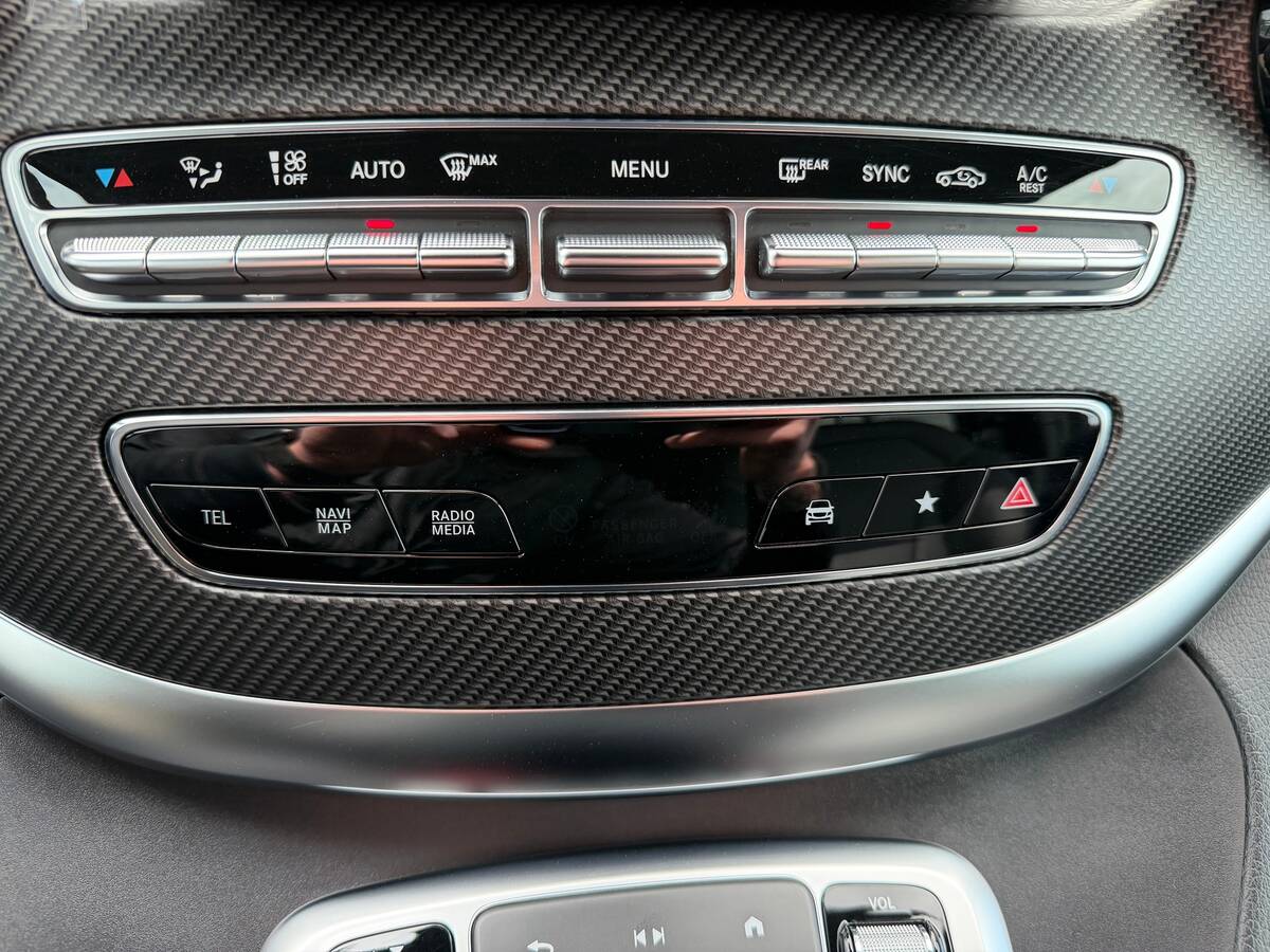 Mercedes-Benz V-Class 2021 - Комплектація: AMG 