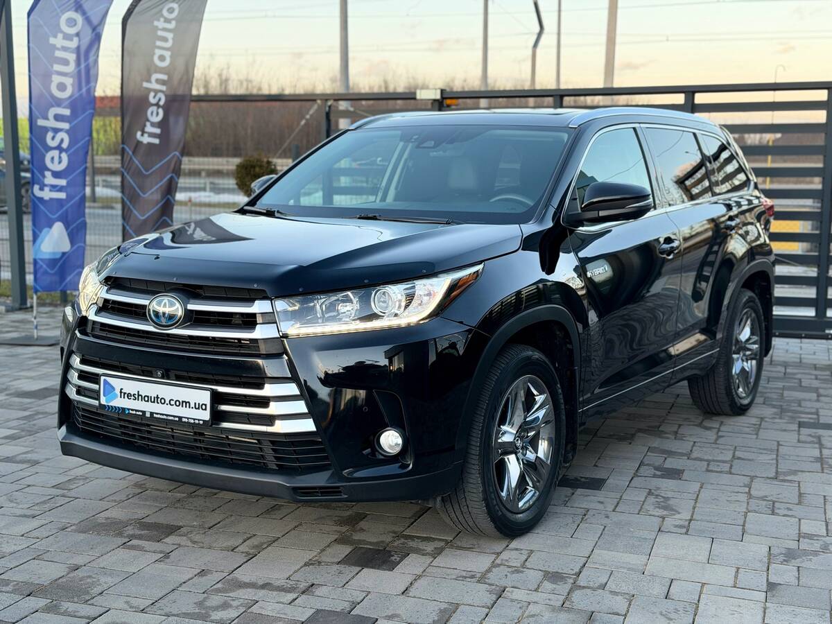 Toyota Highlander 2018 - Привід: Повний 