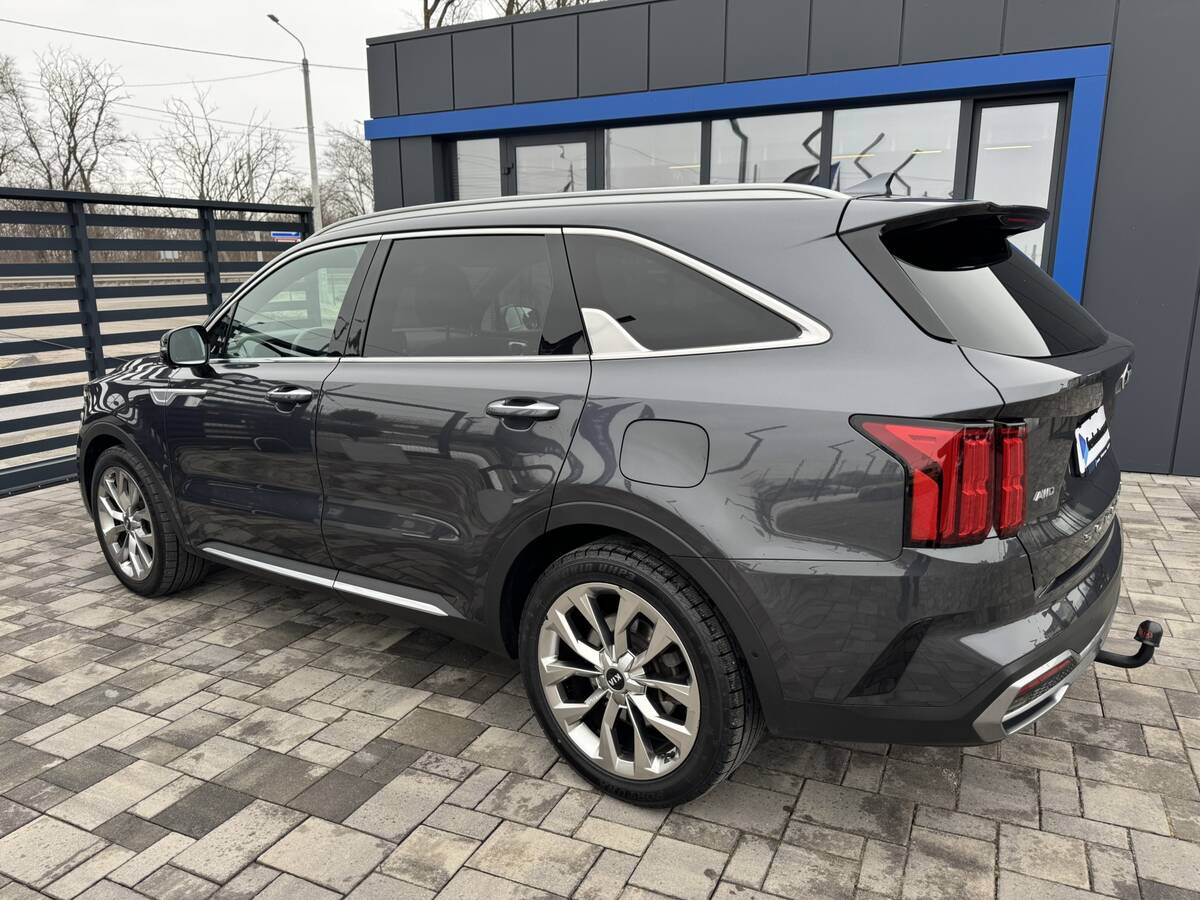 Kia Sorento 2020 - Transmission: Automatic 