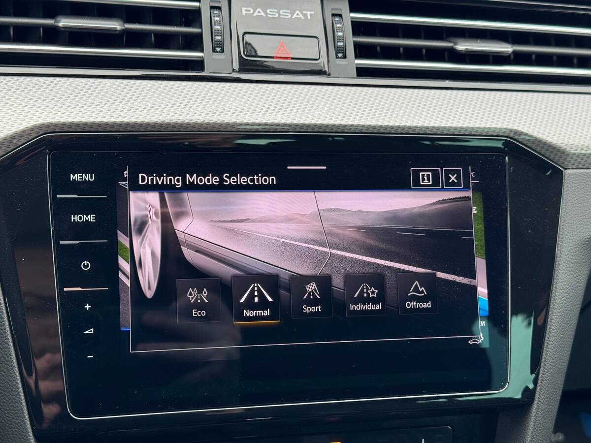 Volkswagen Passat Alltrack 2022 - HP: 200 HP