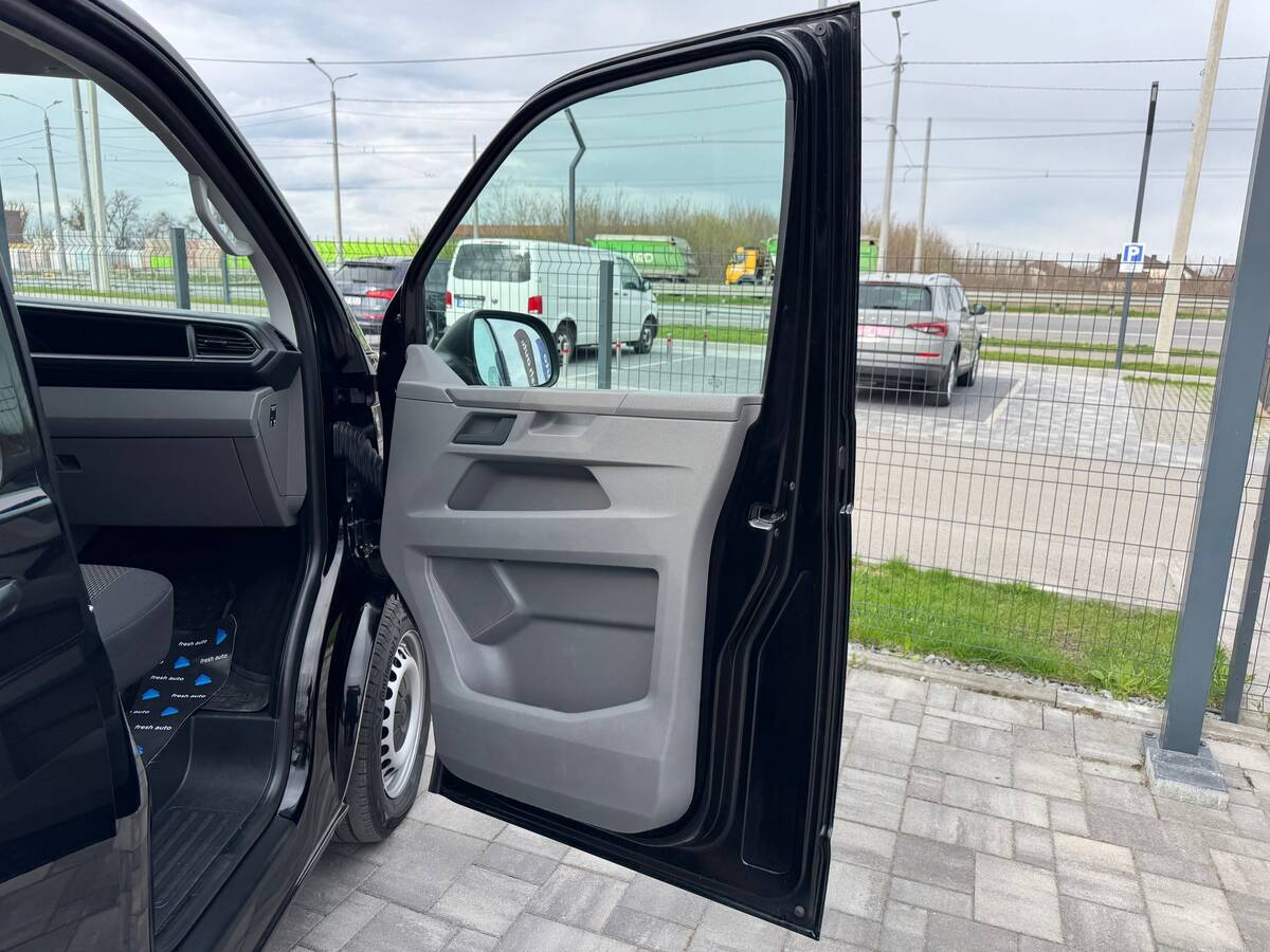 Volkswagen Transporter 2020 - Fuel: Diesel 