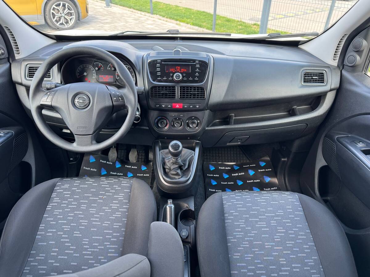 Opel Combo 2018 - Odometr: 196 thnd km