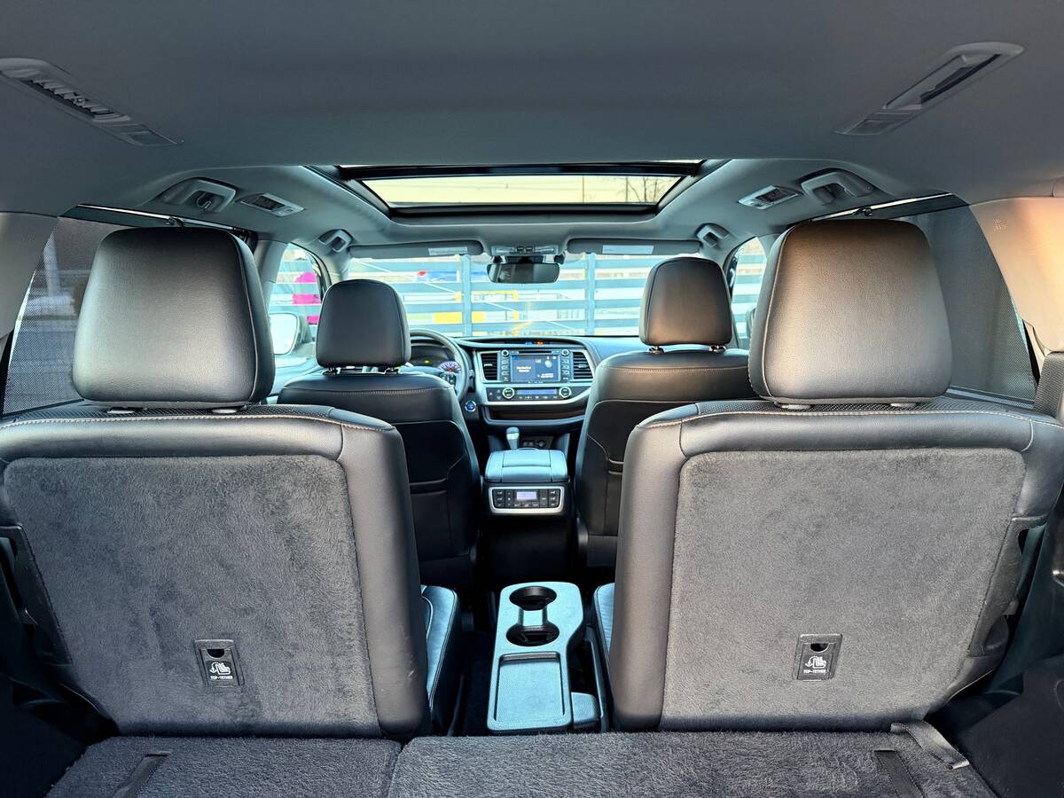 Toyota Highlander 2018 - fresh auto