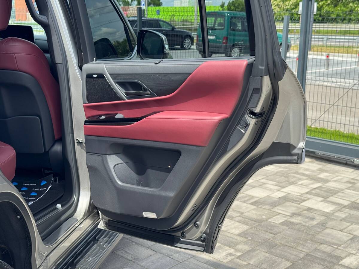 Lexus LX 2022 - фрешавто